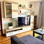 Lancelot Apartament *