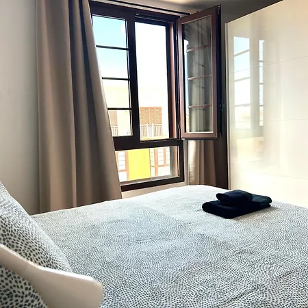 Lancelot Apartment *