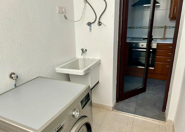 Lancelot Apartment *